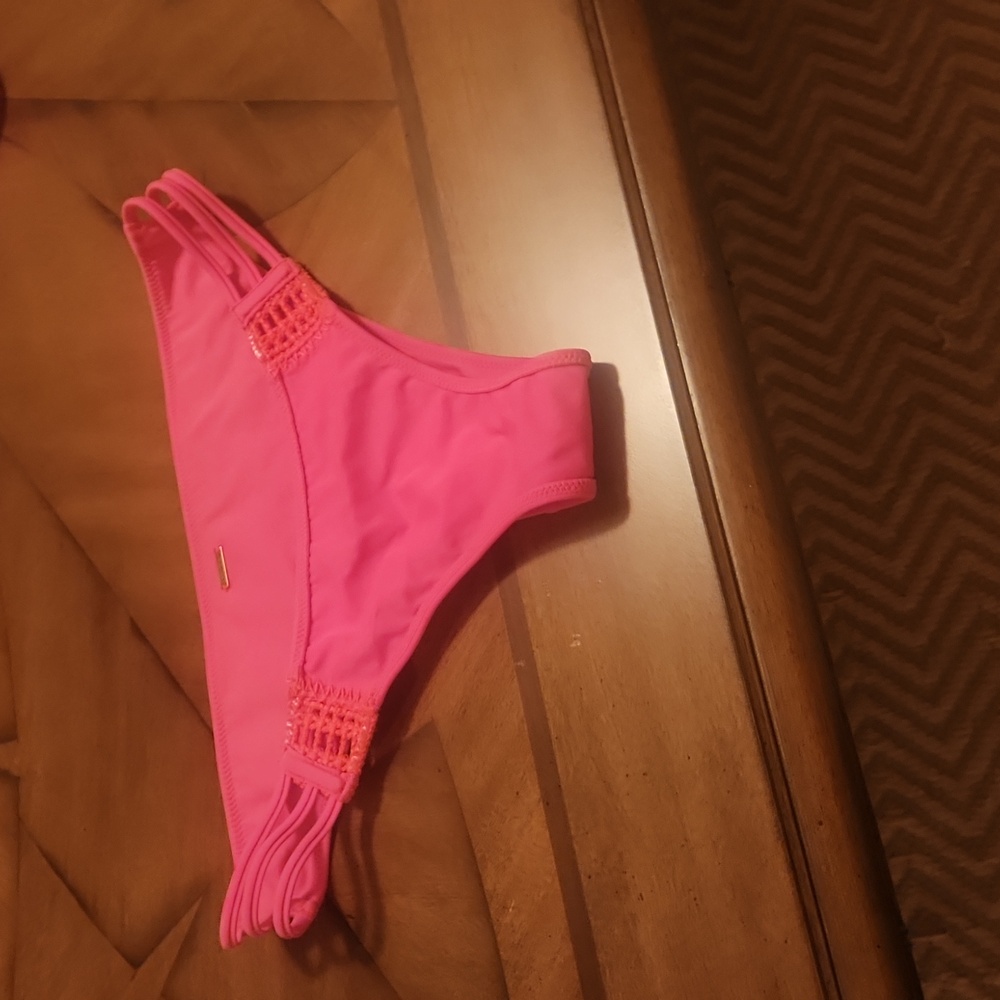 Bikini 👙 VS - Picture 6 of 7
